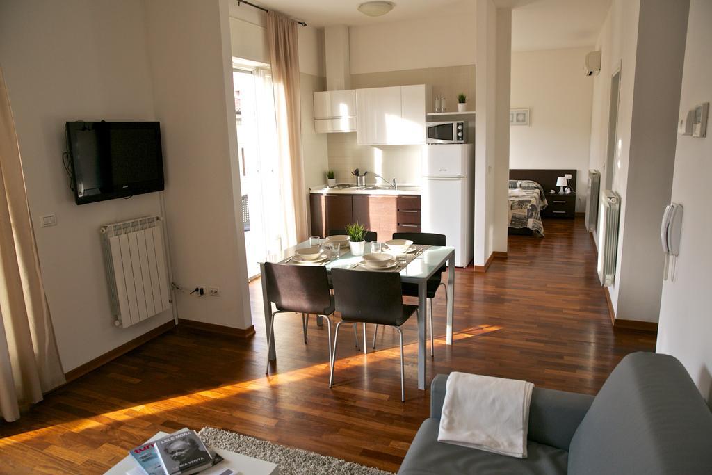 Residence Le Terrazze Trieste Esterno foto