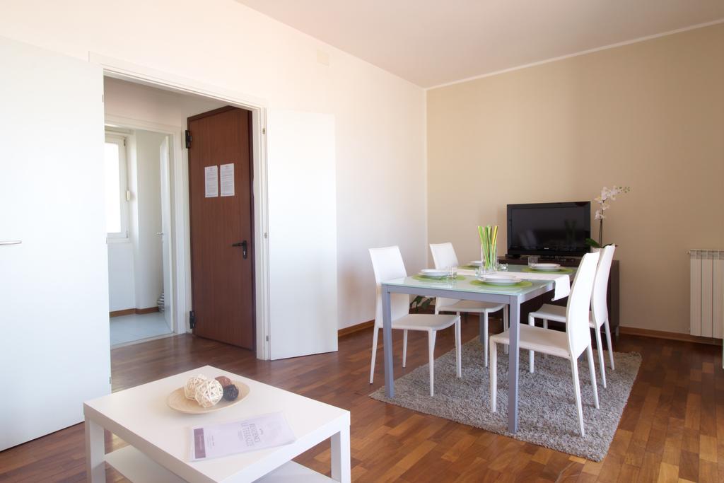 Residence Le Terrazze Trieste Esterno foto