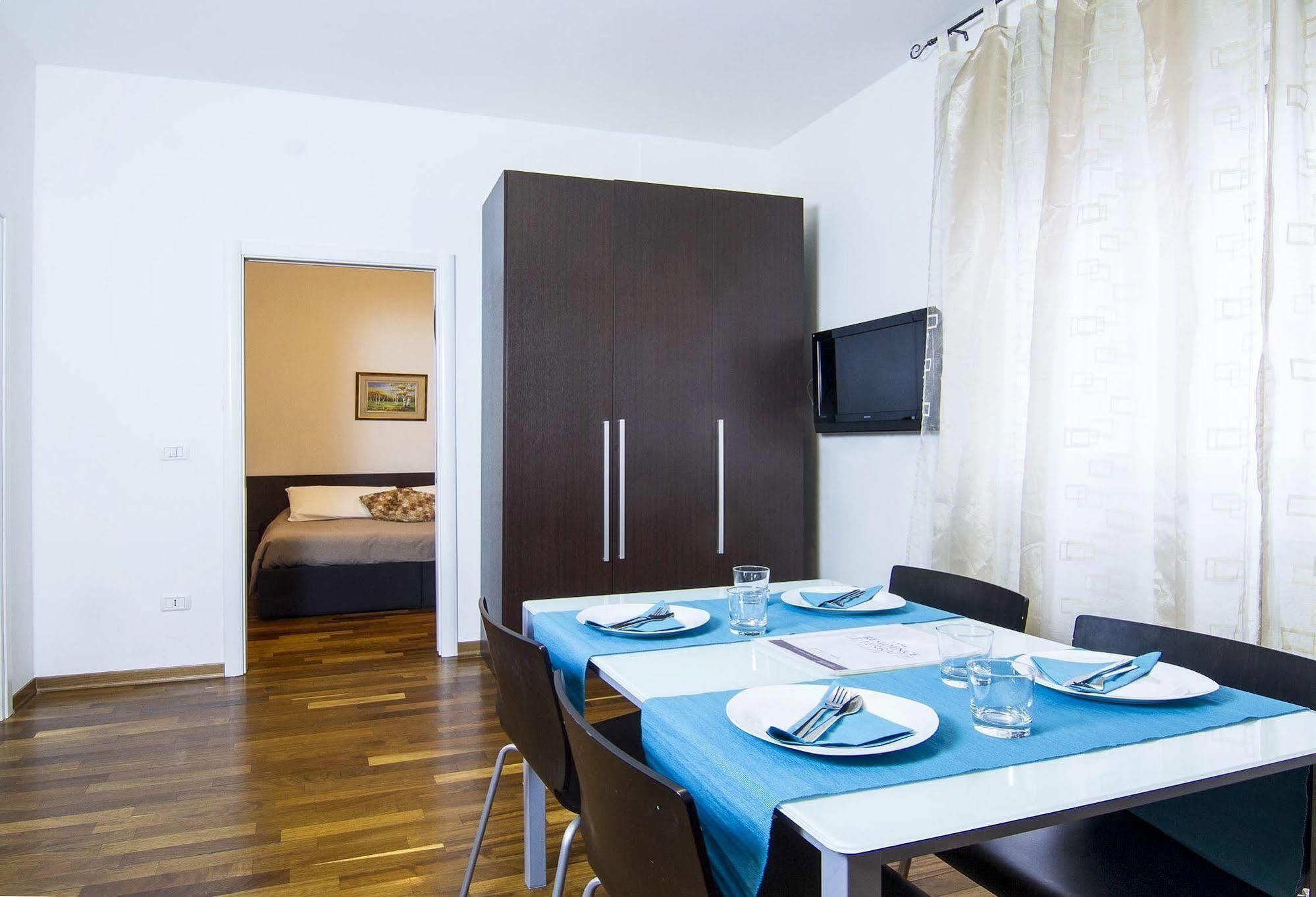 Residence Le Terrazze Trieste Esterno foto