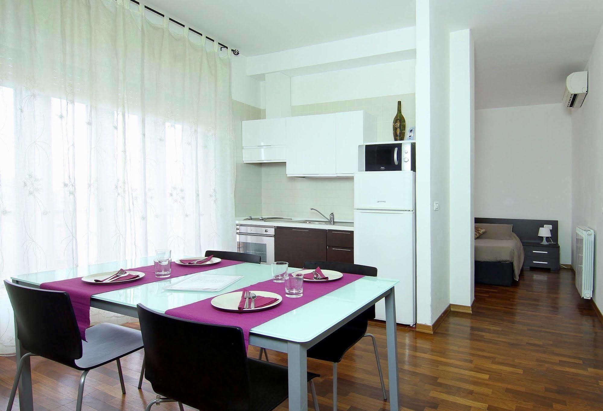 Residence Le Terrazze Trieste Esterno foto