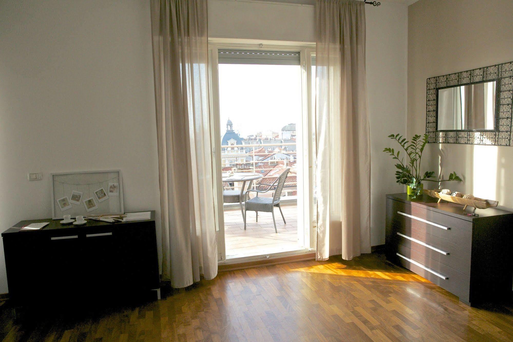 Residence Le Terrazze Trieste Esterno foto